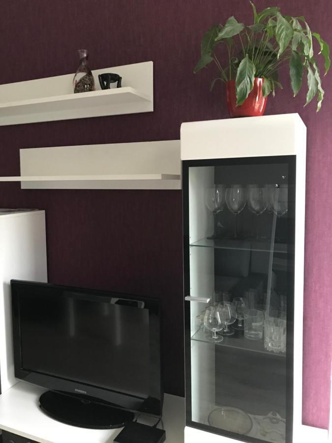 Karla Iela Apartment Ventspils Luaran gambar